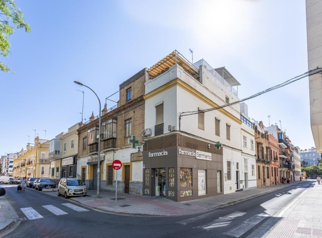 Feria De Abril De Sevilla المظهر الخارجي الصورة